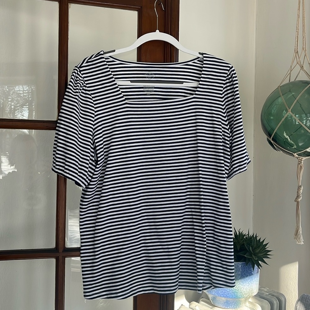 NWOT Summer top
